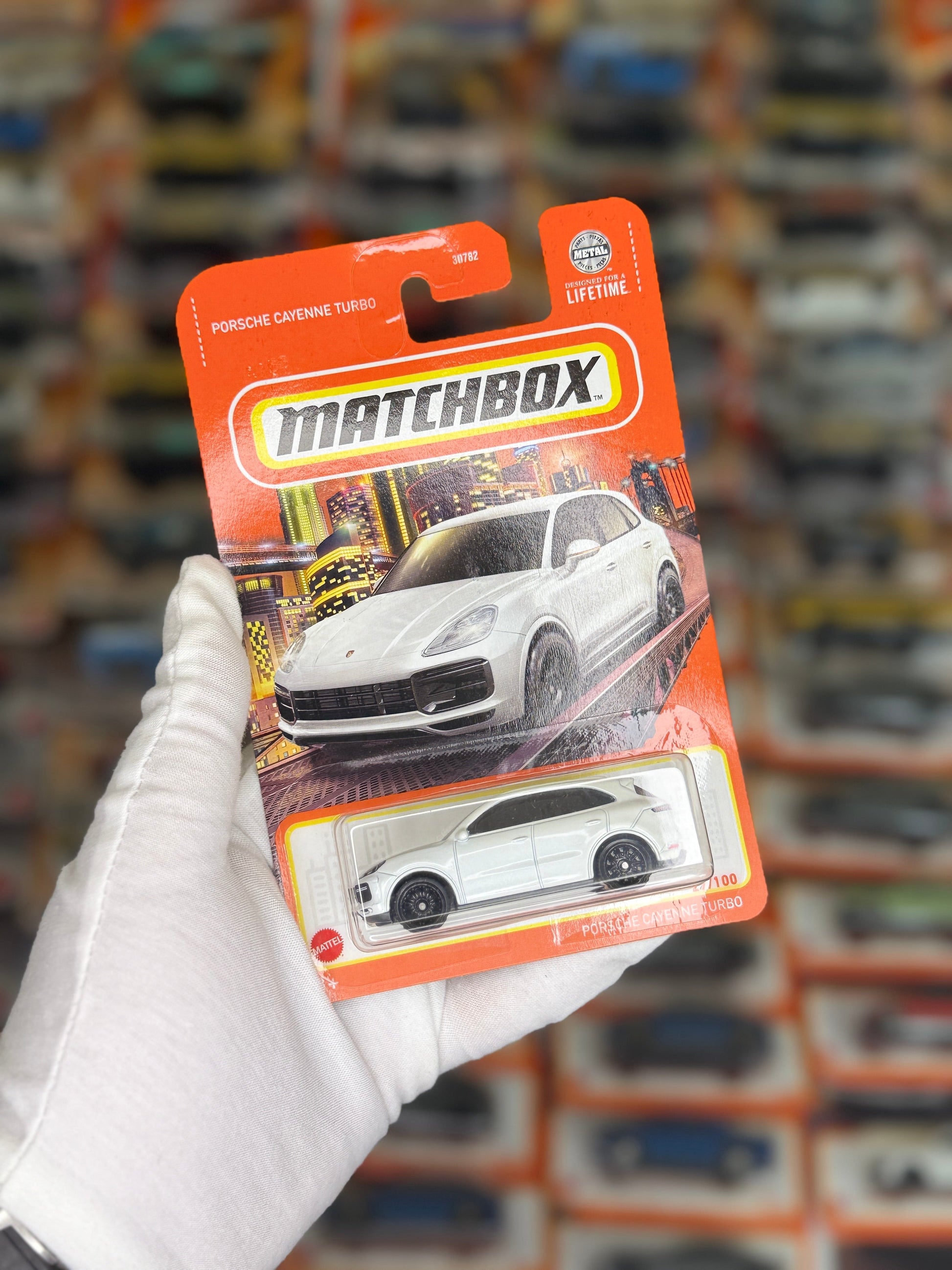 Porsche Cayenne Turbo (Matchbox 27-100) Front View